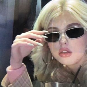 Meet your Posher, Cash